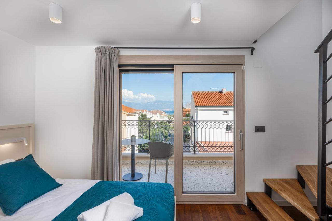 Vila Iris Baska Buitenkant foto